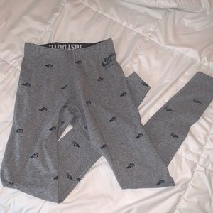 Nike leggings